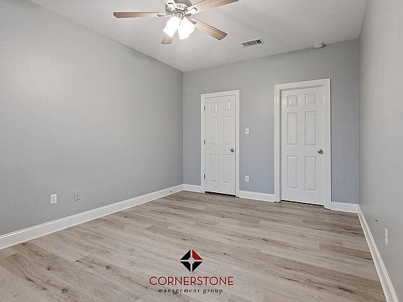 5th image of 4625 Burbank Dr APT 607