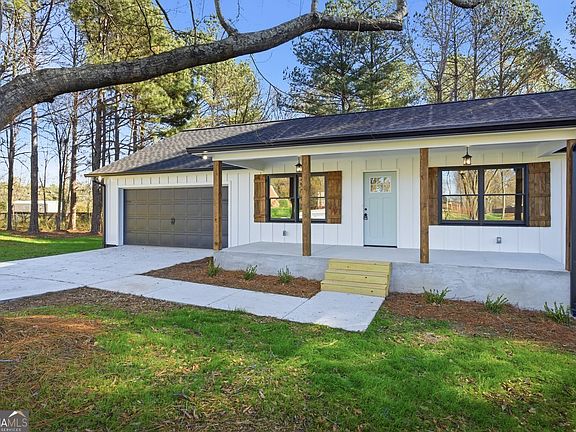 3rd image of 930 Wynn Rd