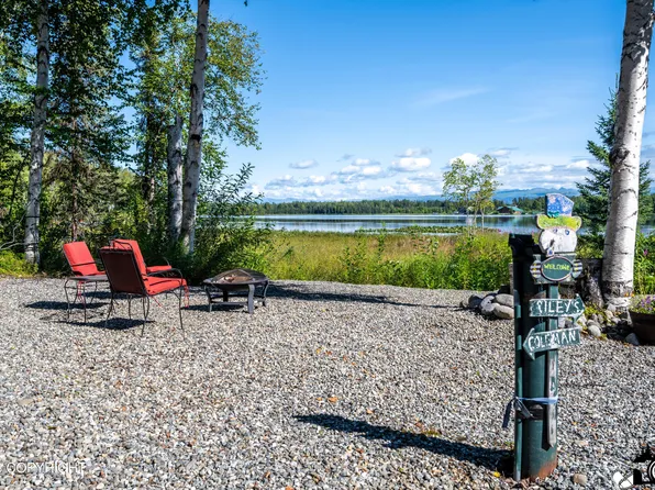 13711 N Willow Lake Dr, Willow, AK 99688