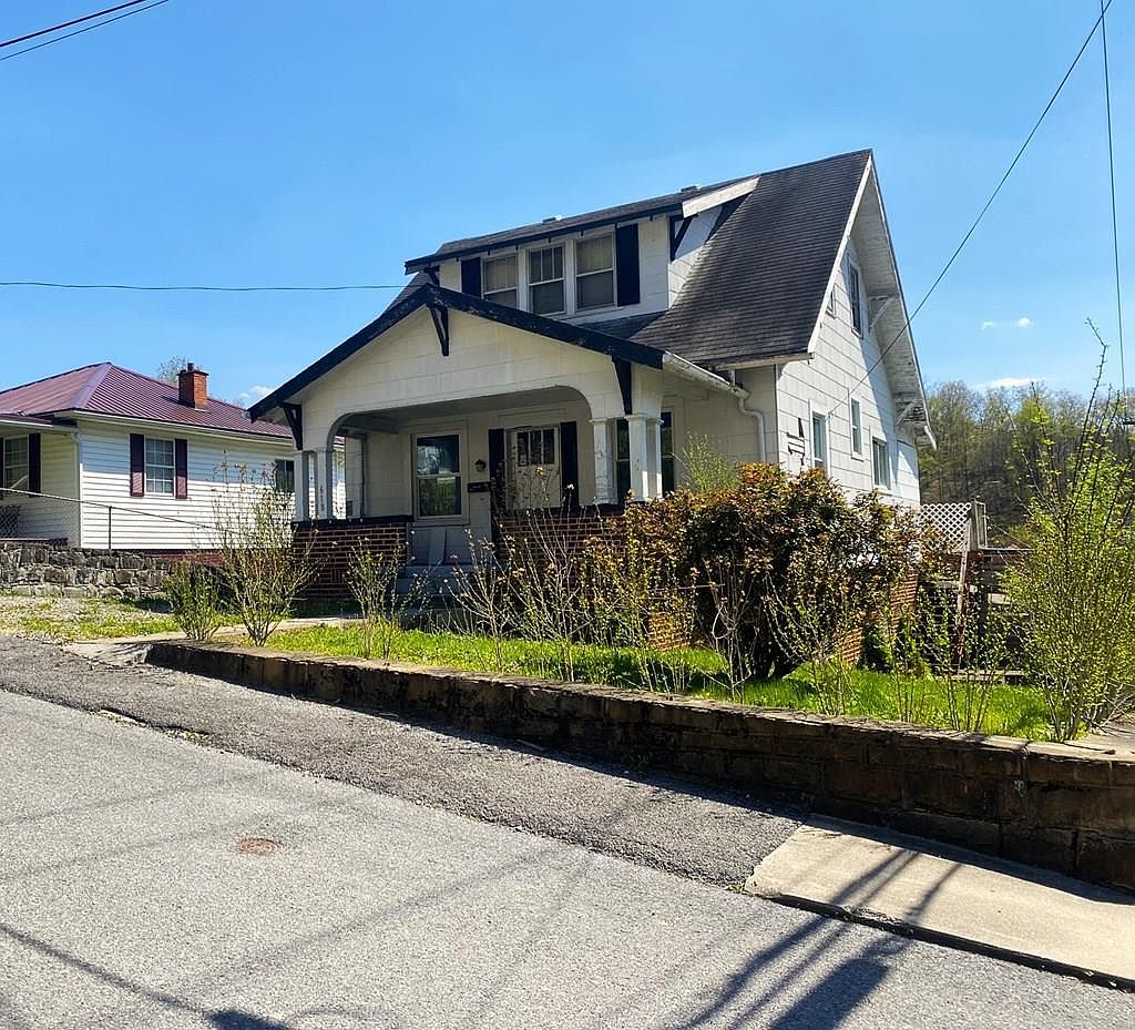 618 Frantz Ave, Mullens, WV 25882 MLS 84000 Zillow