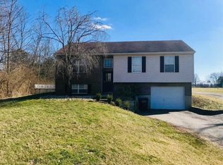 17896 Gauche Rd, Williamsburg, OH 45176