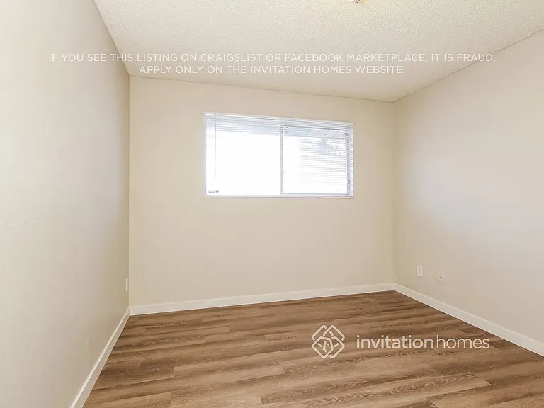 4614 W Sunnyside Ave — Photo 10