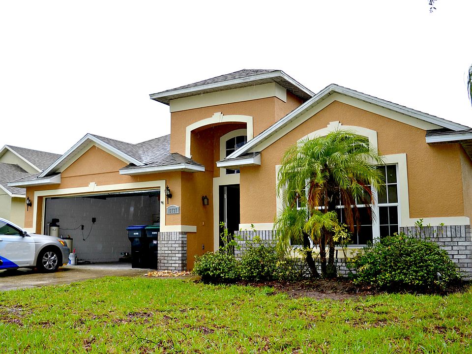 1st image of 19737 Glen Elm Way