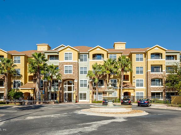 2nd image of 8539 GATE Parkway W #436