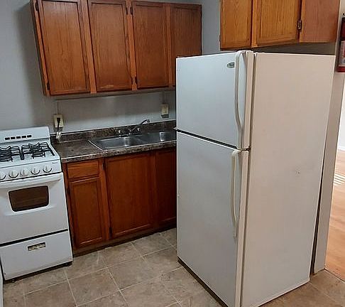 5th image of 1015 W 35th Ave #W203