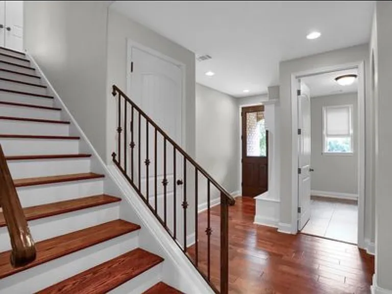 4495 Chestnut Hill Dr — Photo 8