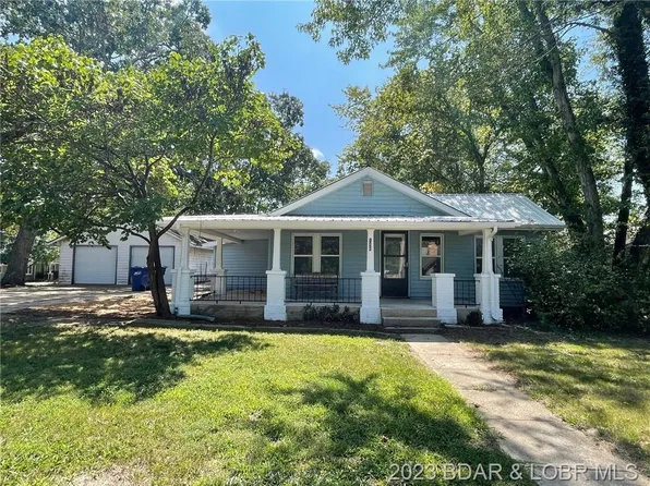 146 Camden Ave, Camdenton, MO 65020