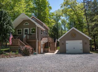 225 Foxridge Ln, Flinton, PA 16640