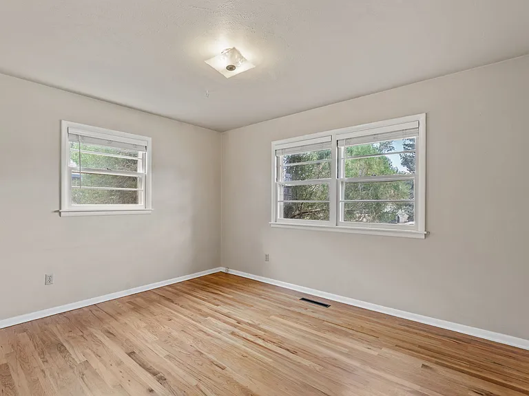 1713 Yuma St — Photo 11