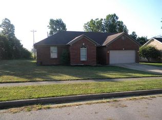 2098 Jd Cir, Berea, KY 40403