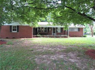 1561 S County Road 800 E, Avon, IN 46123