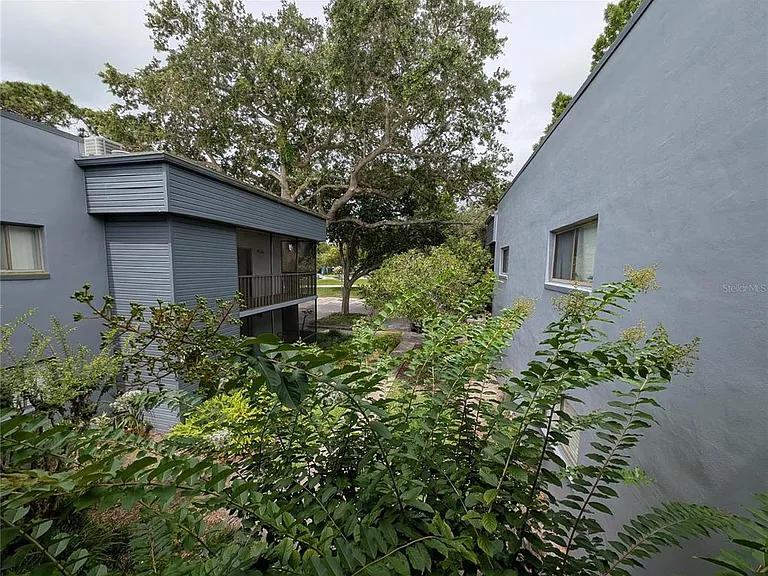 2439 Oak Park Way #217 — Photo 31