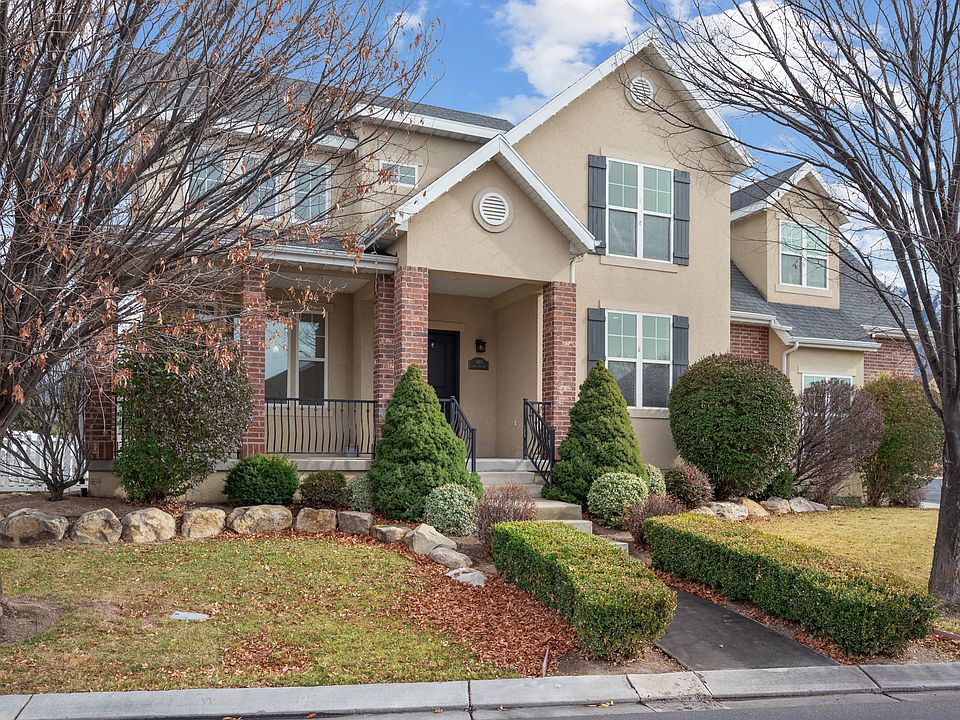 1st image of 889 S Sego Lily Way