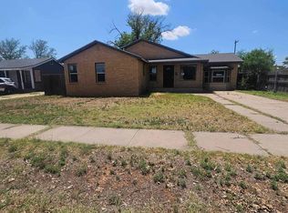 2412 Axtell St, Clovis, NM 88101