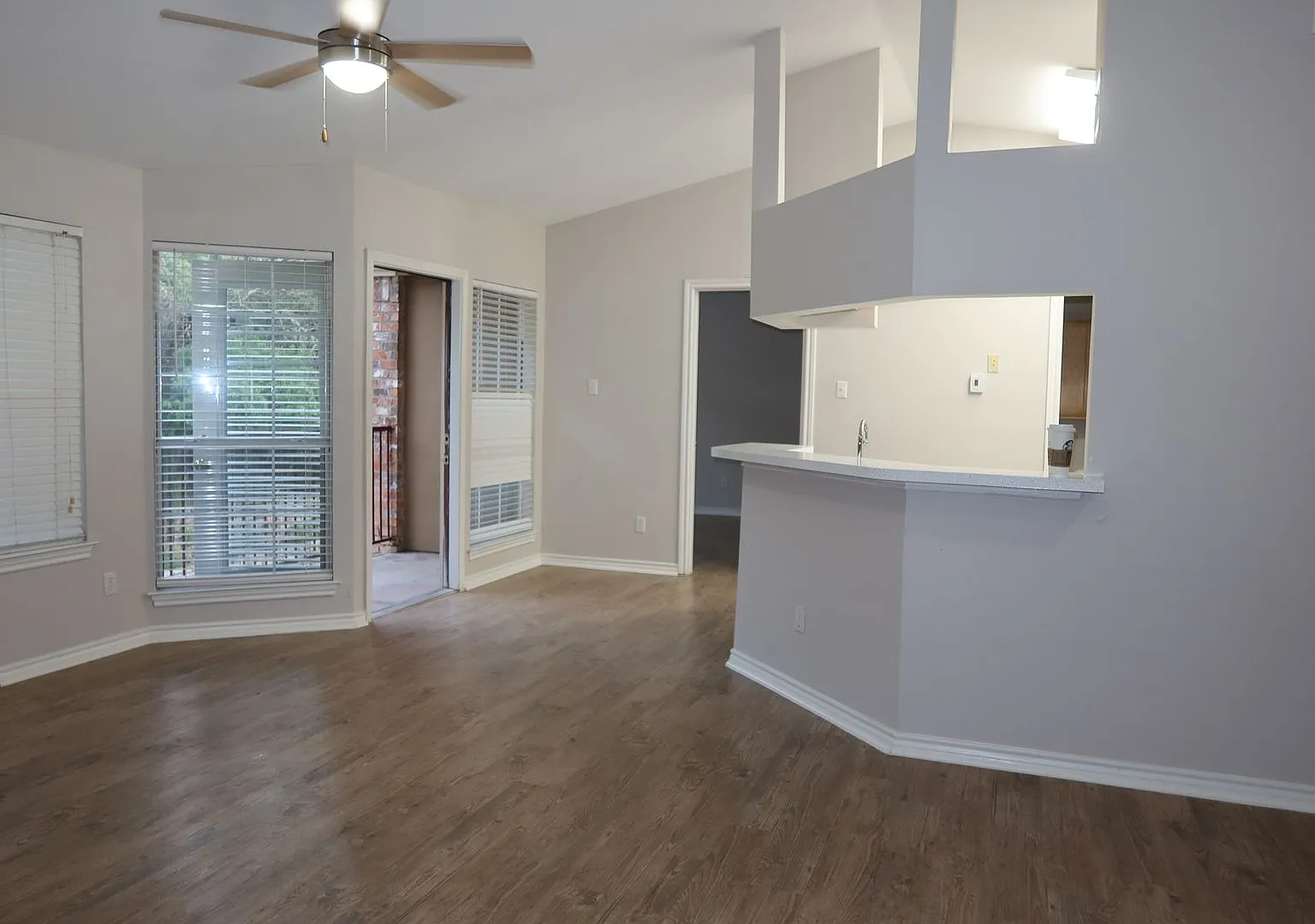 Pointe 360 @ 2222 - One Bedroom With Attached Garage- Resort Pool - Dog Park- $1295 — Photo 2