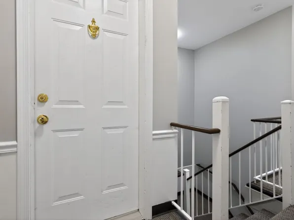 1719 N Troy St #8399, Arlington, VA 22201