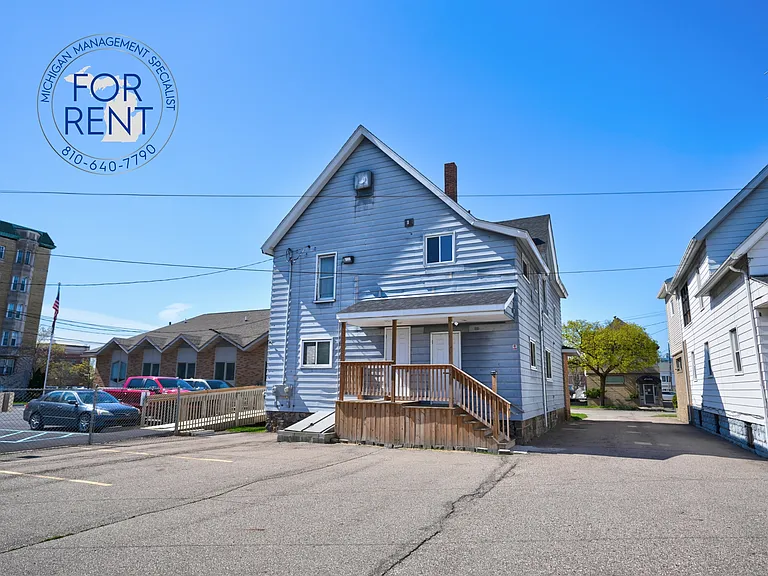 310 E Court St #1 — Photo 31