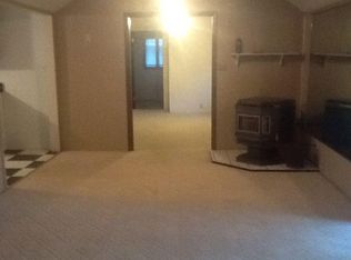 204 Cobblestone Ln, Somerset, PA 15501