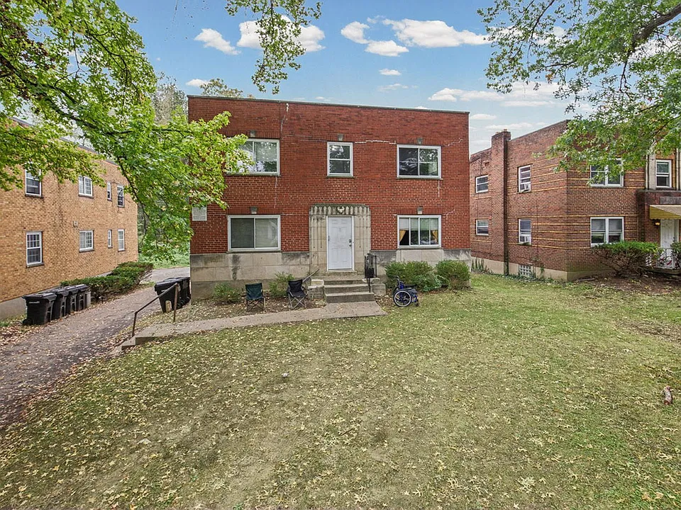 7072 Eastlawn Dr #3