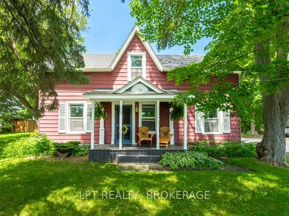 183 2nd St, Loyalist, ON K0H 1G0