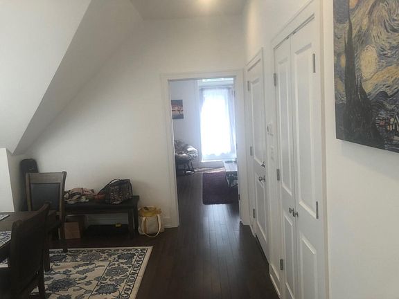 5th image of 1432 W Henderson St #1A