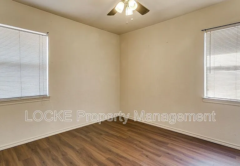 3421 S University Dr #D — Photo 8
