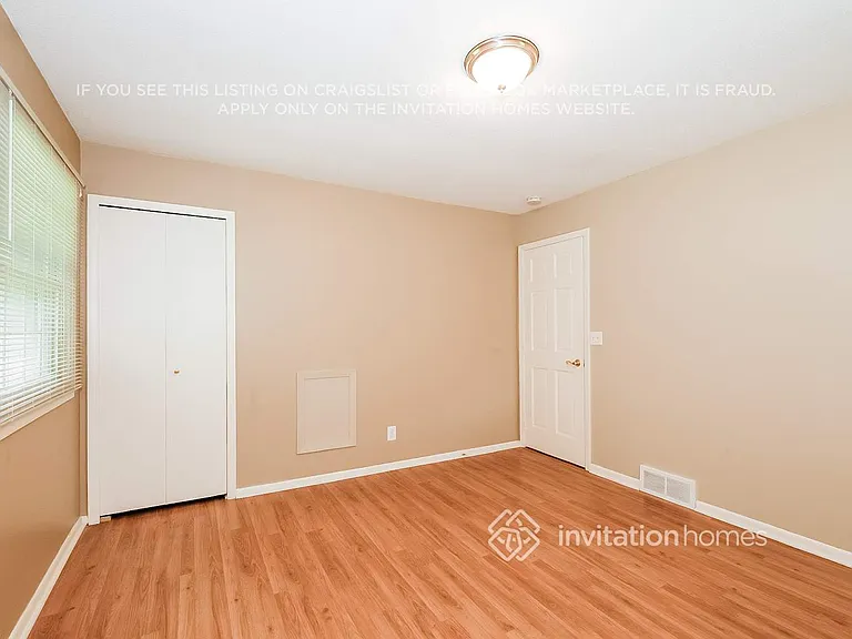 1716 Lamplight Dr — Photo 13