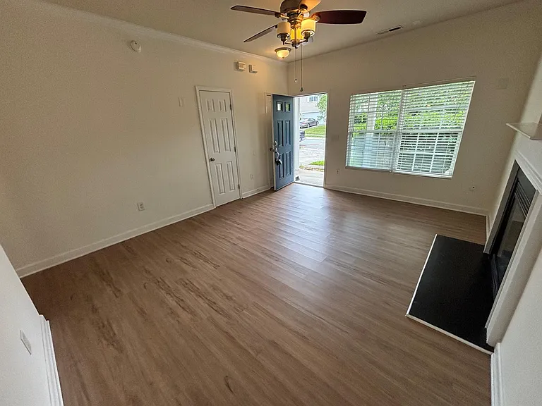 4805 Hoppers Dr — Photo 10