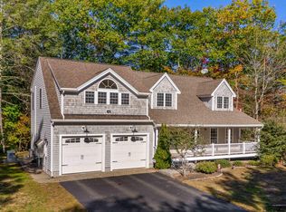 4 Great Pasture Rd, Cape Neddick, ME 03902