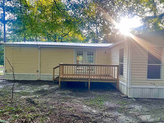 5th image of 282 Sycamore Dr
