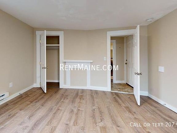 4th image of 7 Bennett Ave #3
