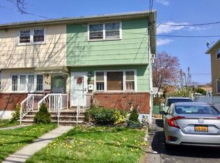 949 Targee St, Staten Island, NY 10304