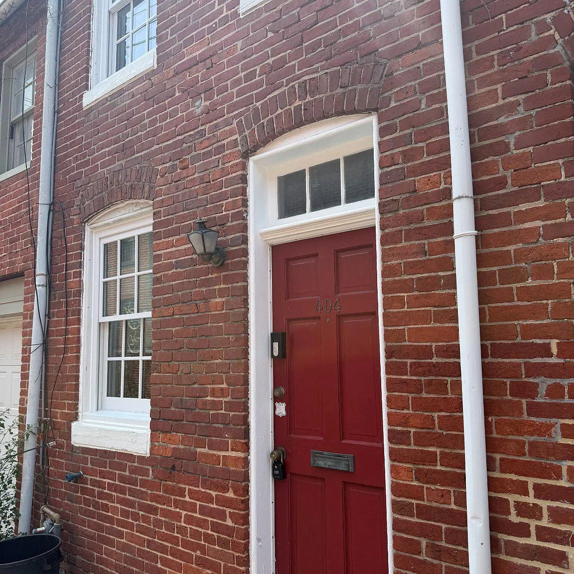 1 bed, 1.0 bath, 572 sqft, $1,500 — Photo 2