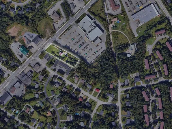 134 Hampton Rd, Rothesay, NB E2E 2R1