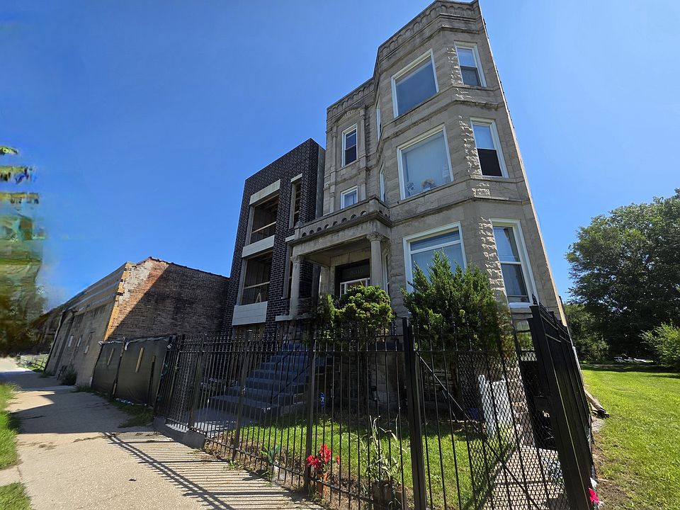 1st image of 5319 S Indiana Ave APT 3