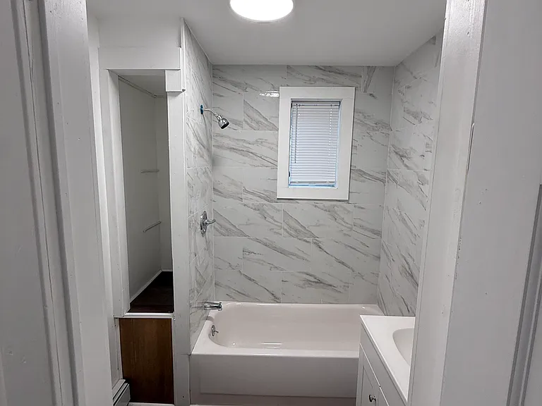 1220 Spruce St #5 — Photo 13