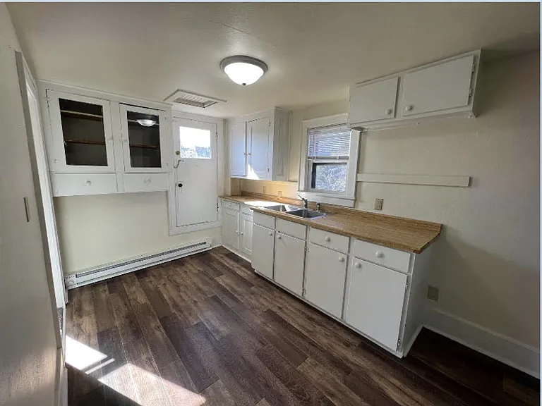 173 N Monroe St #3 — Photo 5
