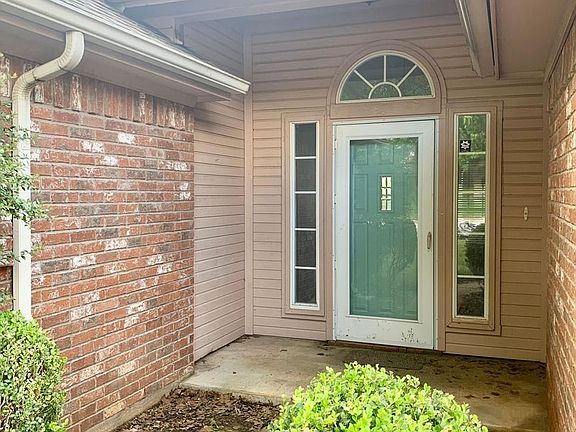 2nd image of 1632 Whiterock Dr