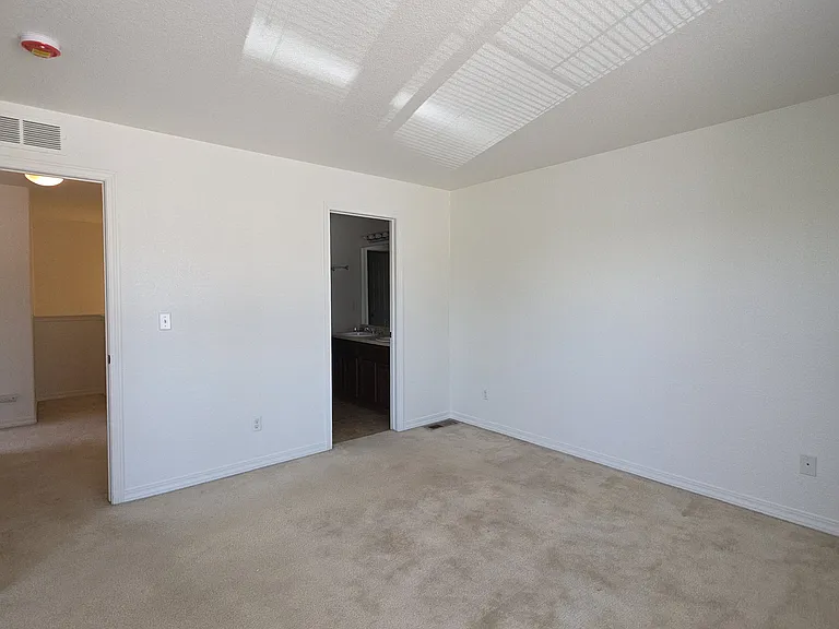 12850 Jasmine St #F — Photo 21