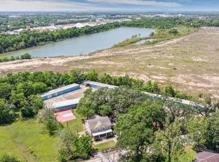 5530 Allen Genoa Rd, Houston, TX 77034