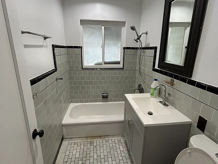 4025 Pepper Tree Ln #A — Photo 6