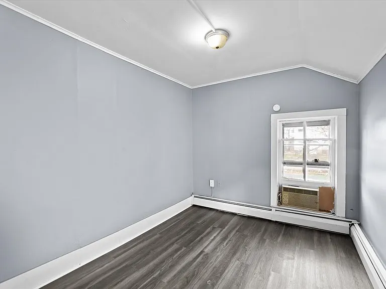 39 Church St — Photo 12