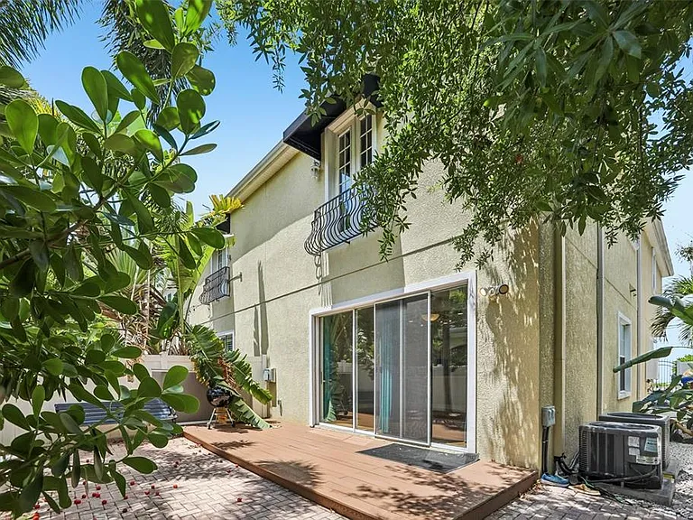 502 S Lincoln Ave — Photo 43