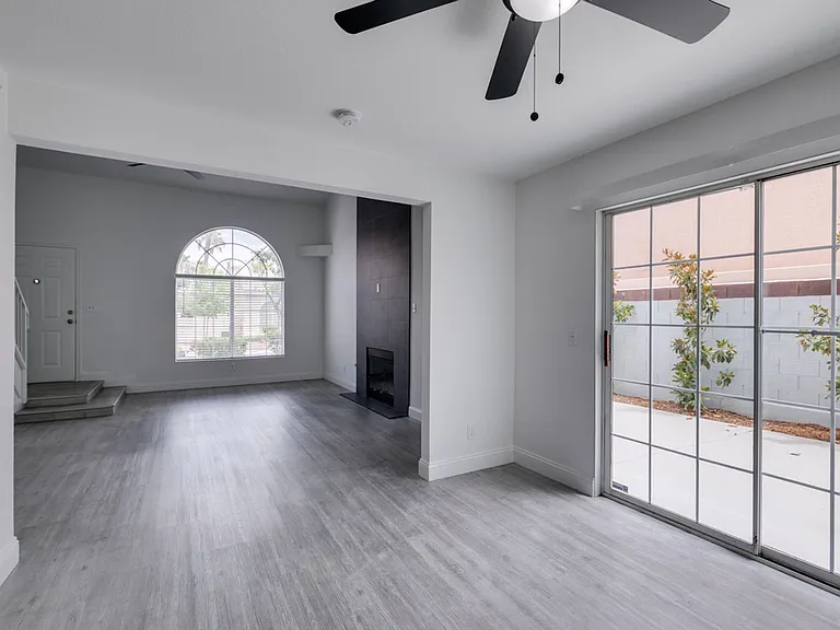 8449 Blue Island Ave — Photo 12