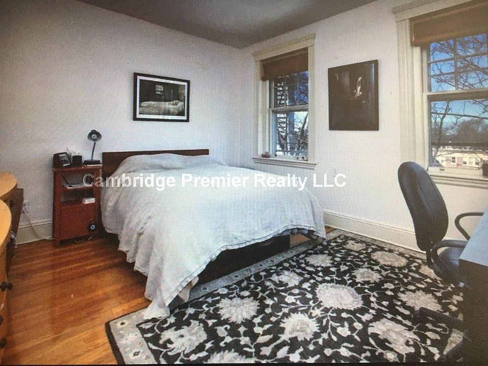 2nd image of 1699 Cambridge St #28JXN