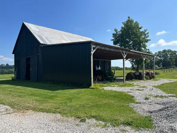 148 Cemetery B Rd, Paris, KY 40361