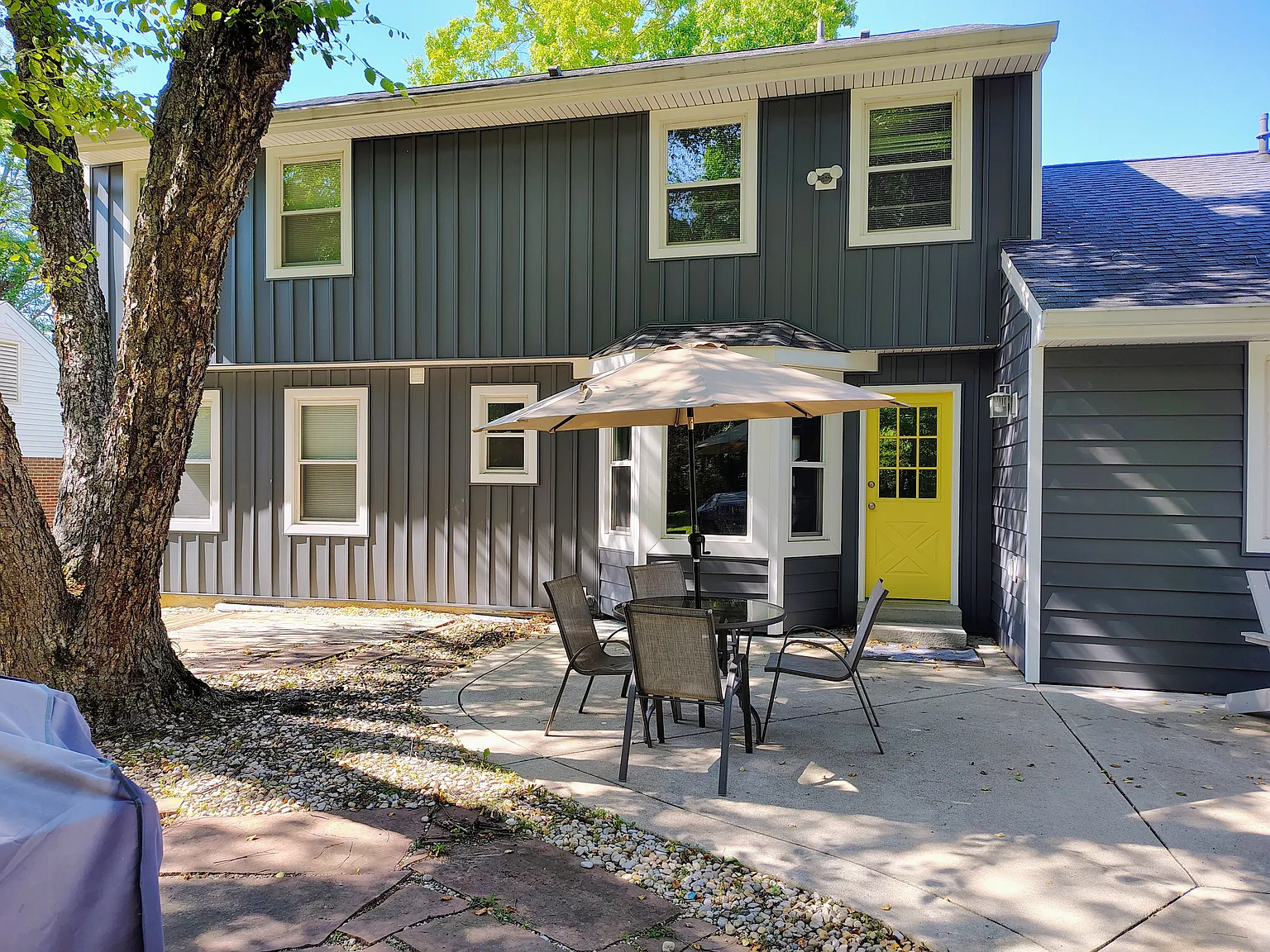 5 bed, 2532 sqft, $5,000 — Photo 4