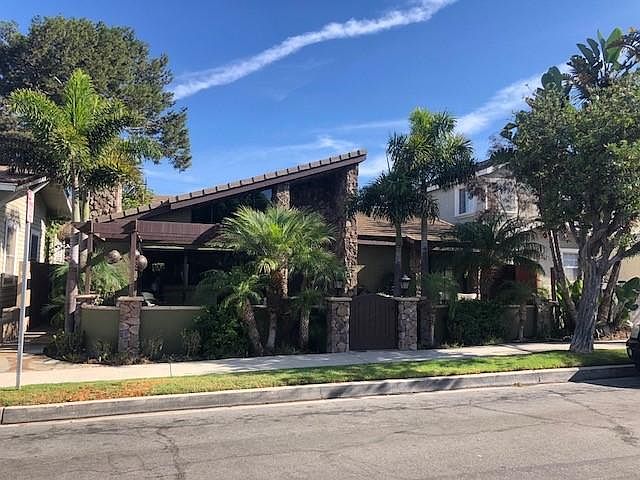 This is the front View of Property.