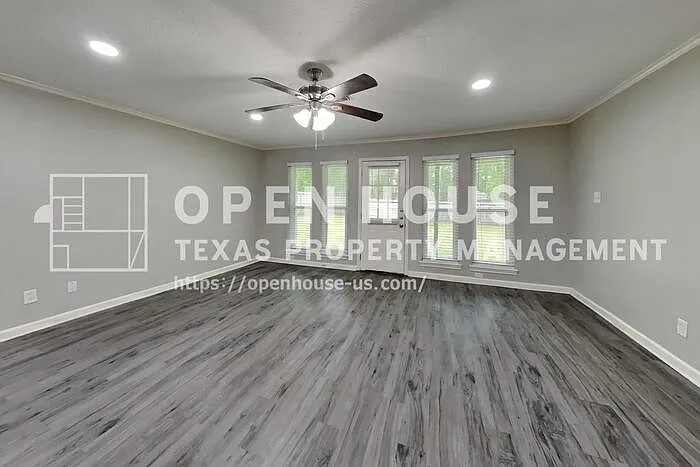 3302 Long Shadows St — Photo 4