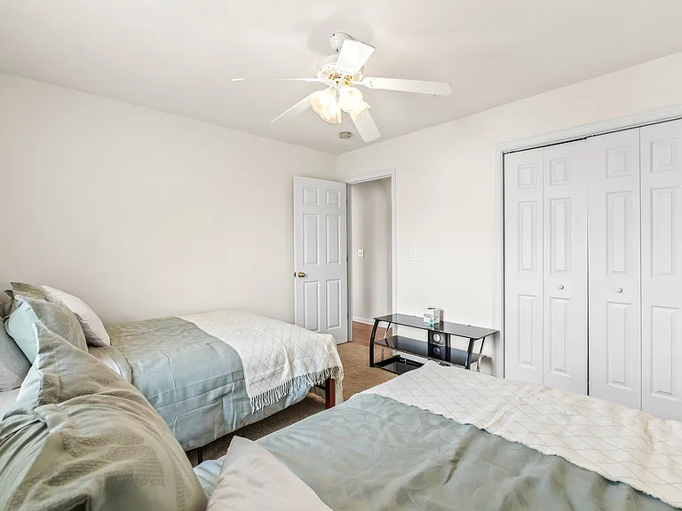 400 Black Smith Ln #A — Photo 1
